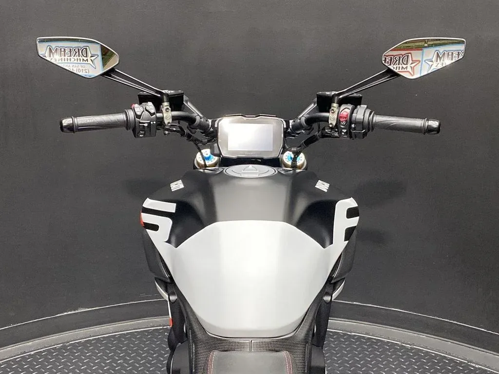 2026 Ducati Diavel V4 RS Livery - Image 4