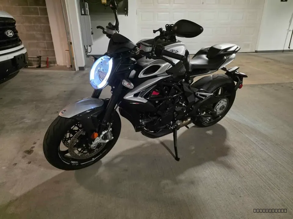 2021 MV Agusta Brutale 800 RR - Image 3