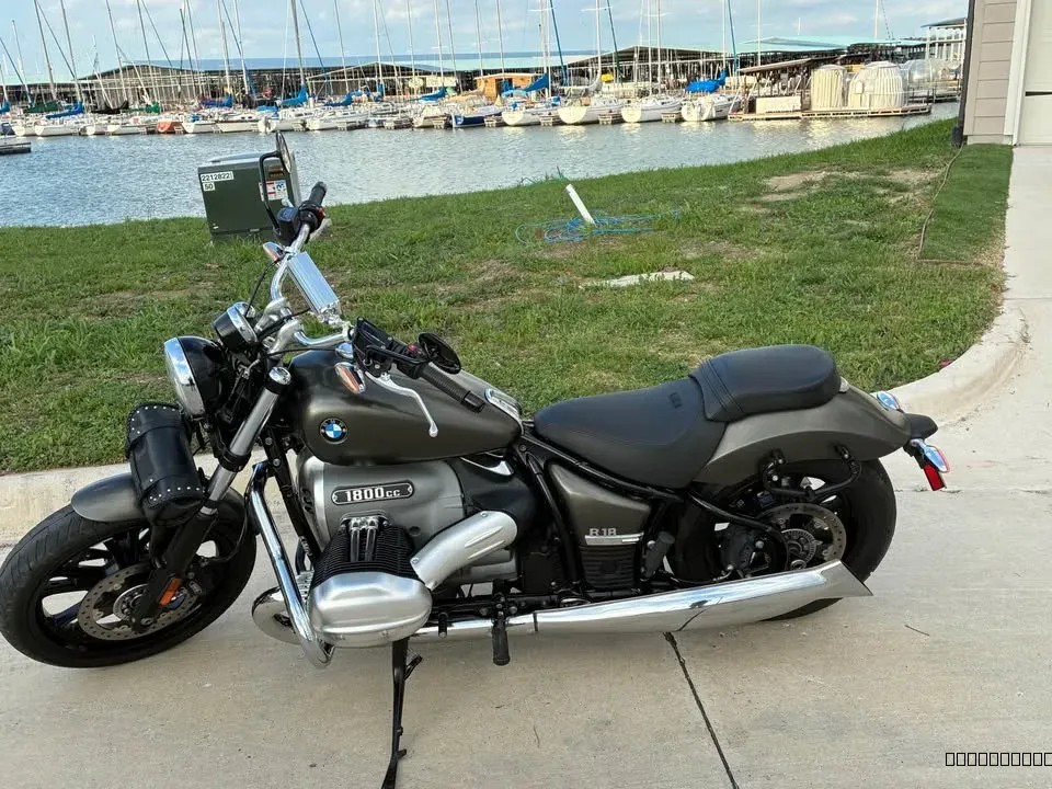 2022 BMW R18 - Image 2