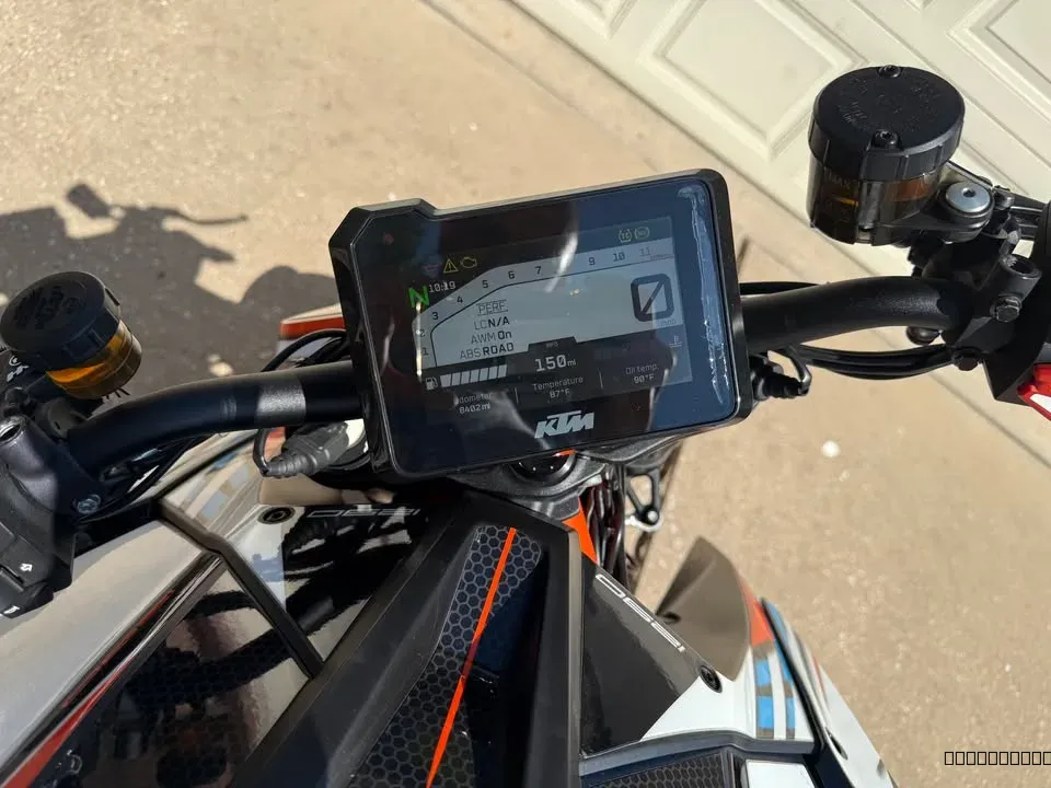 2022 Ktm 1290 Super Duke EVO R - Image 3