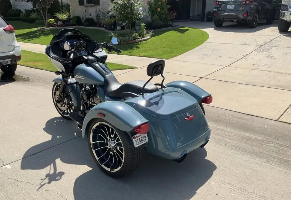 2024 Harley-Davidson Road Glide - Image 5