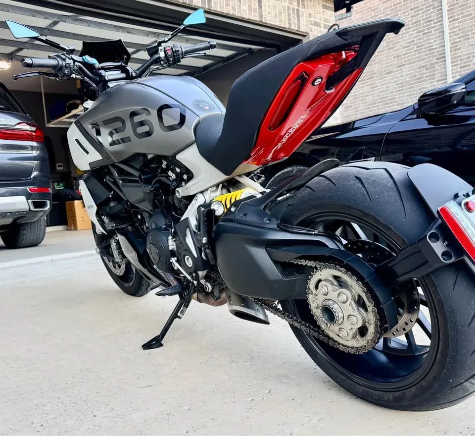 2019 Ducati Diavel - Image 2