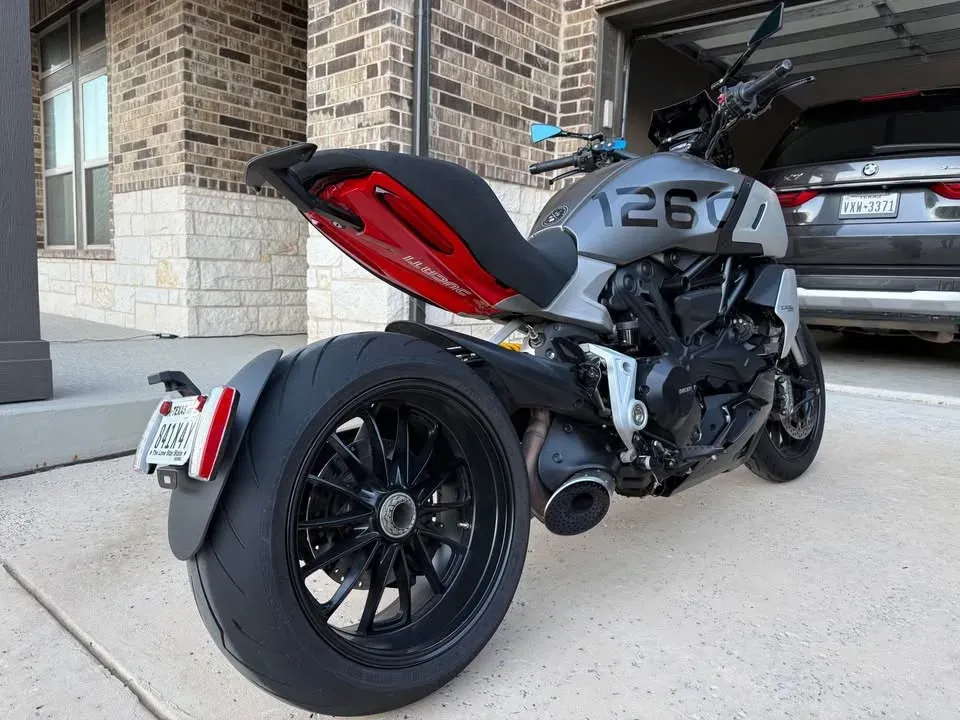 2019 Ducati Diavel - Image 4