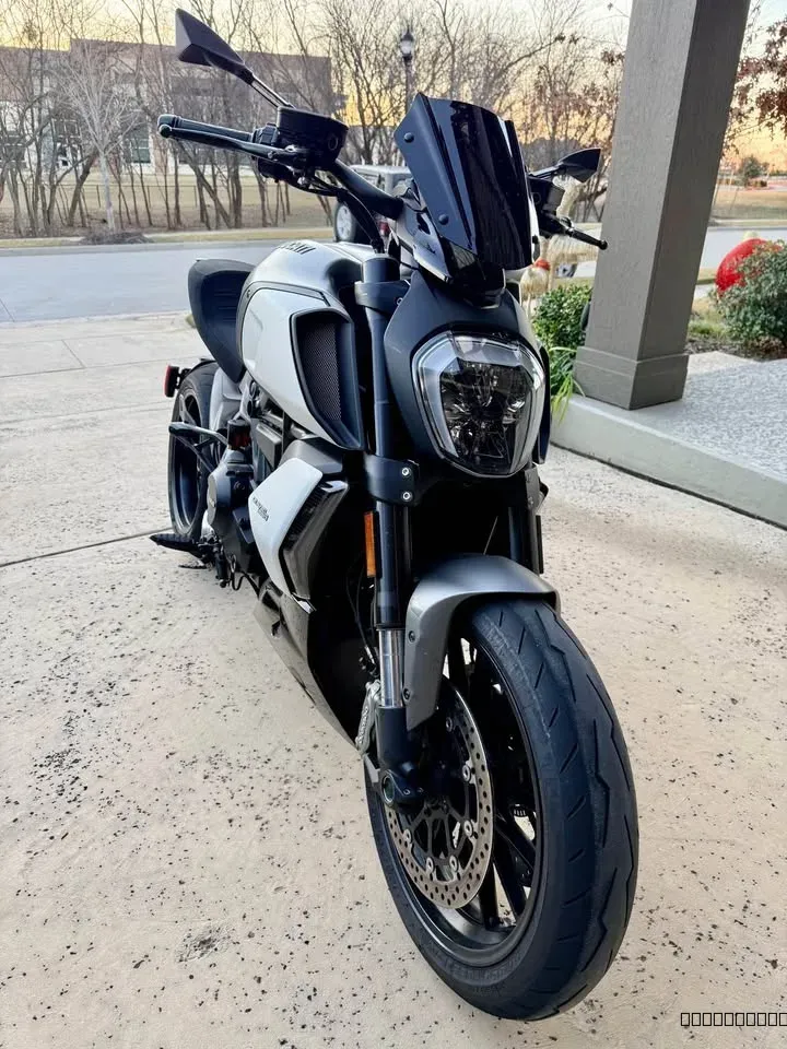 2019 Ducati Diavel - Image 7