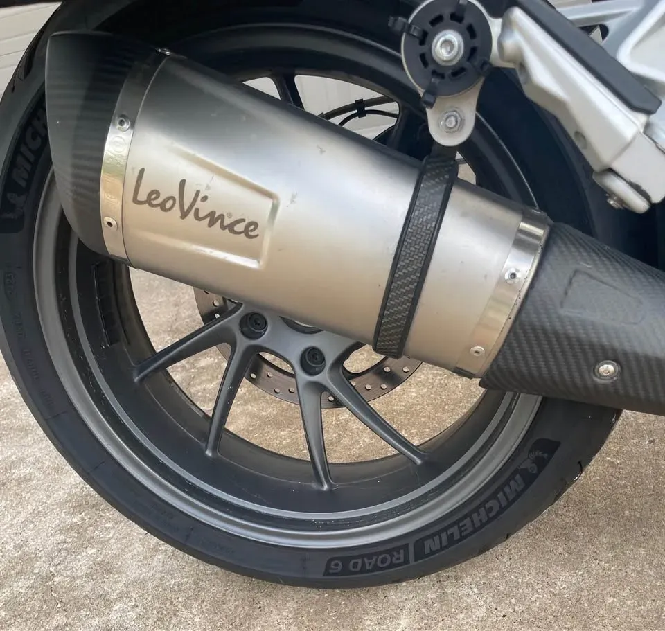 2016 BMW R1200RS - Image 6