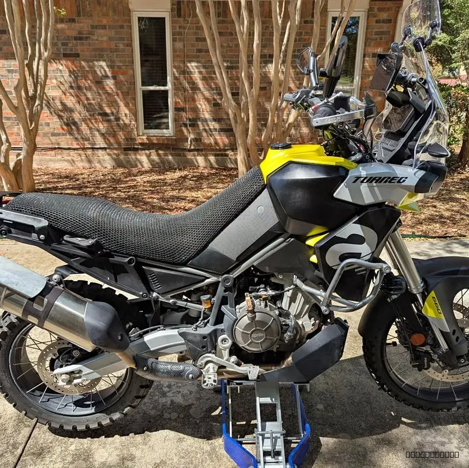 2023 Aprilia Tuareg EX-L