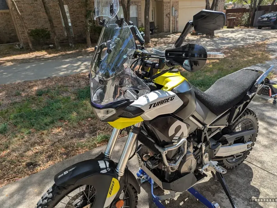 2023 Aprilia Tuareg EX-L - Image 2