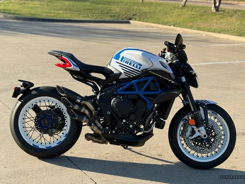 2019 MV Agusta 800rr pirelli special edition - Image 2