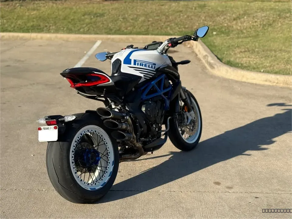 2019 MV Agusta 800rr pirelli special edition - Image 3