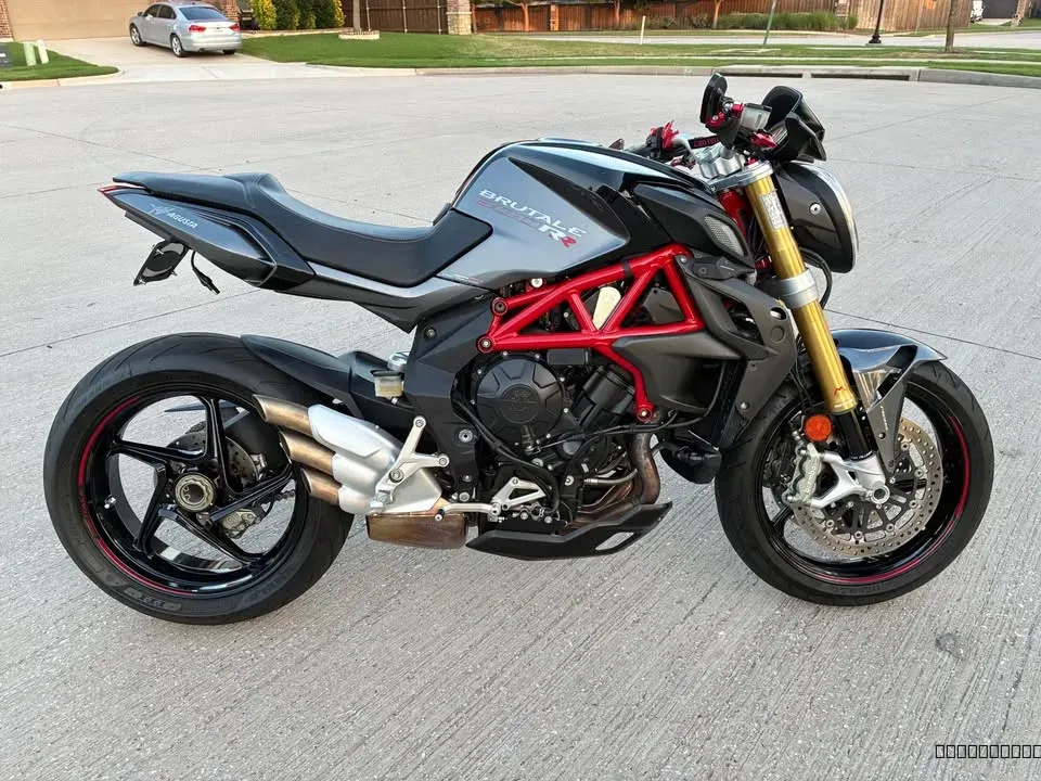2016 MV Agusta Brutale 800 RR