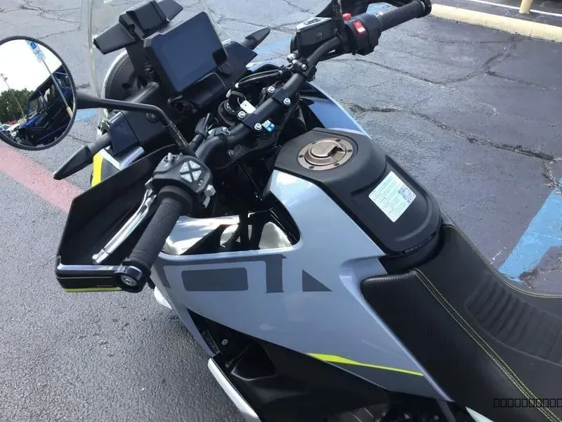 Used 2024 HUSQVARNA NORDEN 901 - Image 2